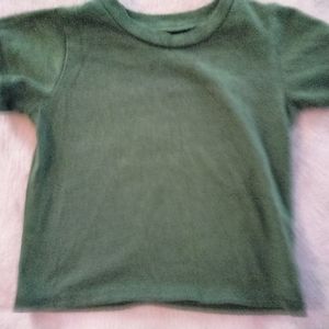 2t green shirt